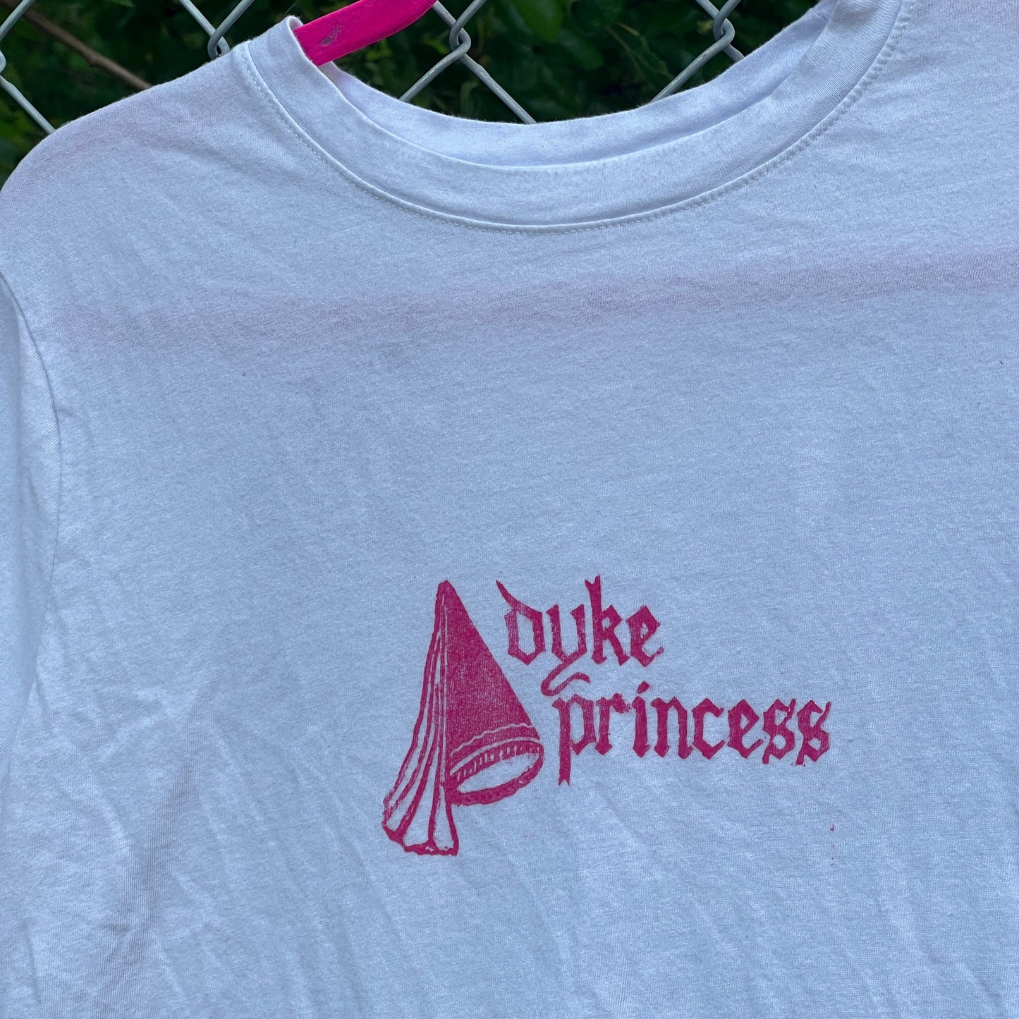 dyke princess shirt - white
